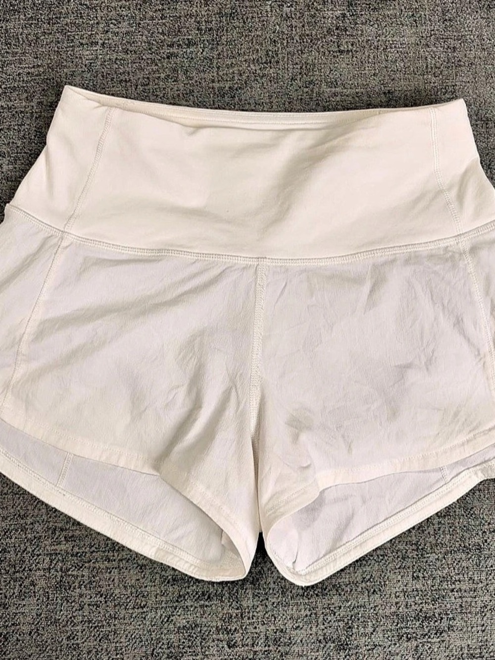 White Lululemon Speed Up Athletic Gym Running Training Shorts Women's Size 0 EUC